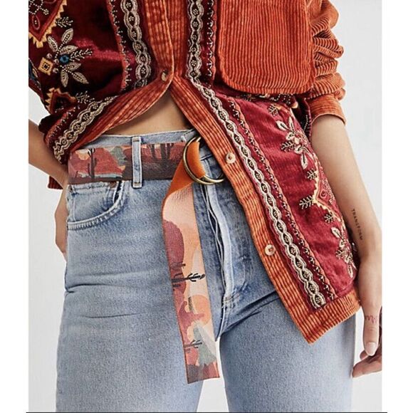 Free People Collection Story Teller Printed Leather Double Ring Wrap Belt - Picture 1 of 8